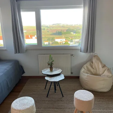 Sunny Minutes From The Lourinhã