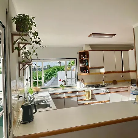 Sunny Minutes From The Hébergement de vacances